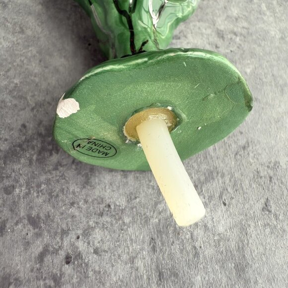 11 NORA FLEMING Minis Lot + Storage Display Box Christmas Halloween Zombie Hand - Picture 10 of 10